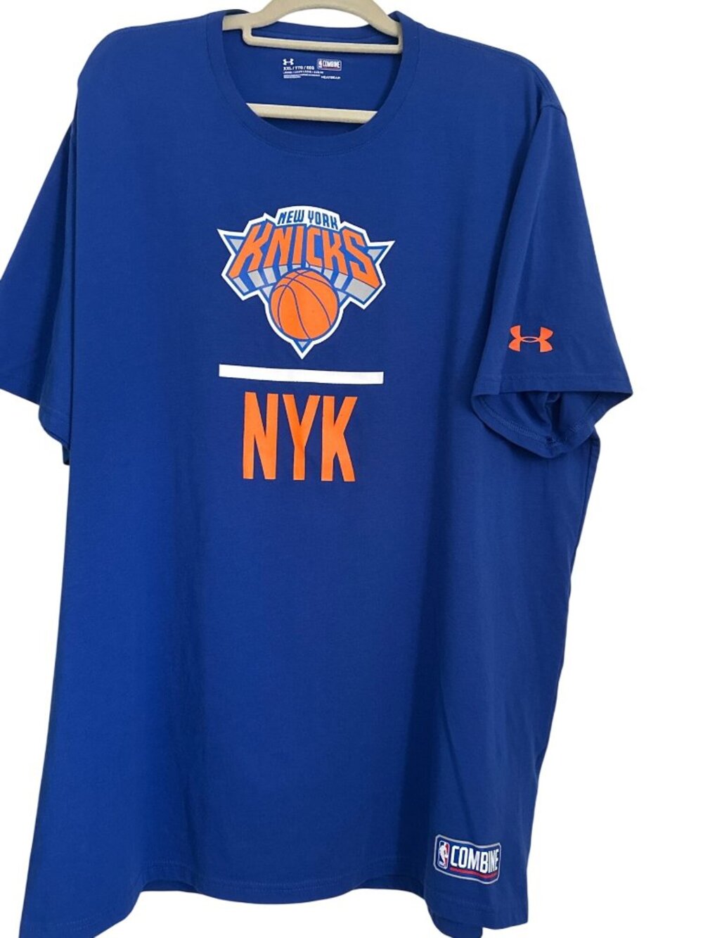 Under Armour NY Knicks Mens Blue XXL Loose Fit HeatGear NBA Combine Tee Shirt - Picture 3 of 7